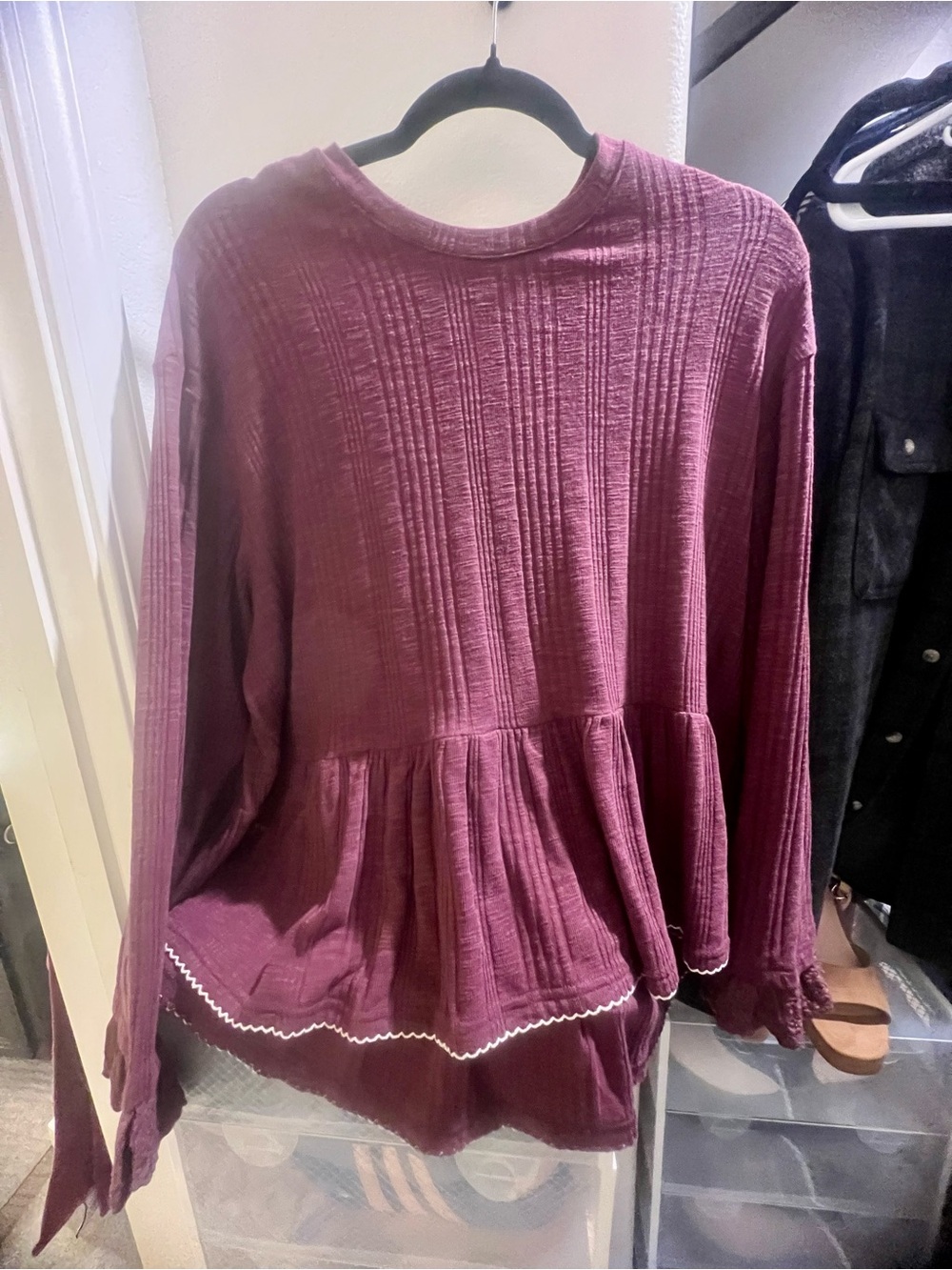 Textured Long-Sleeve Peplum Tunic in Plum
